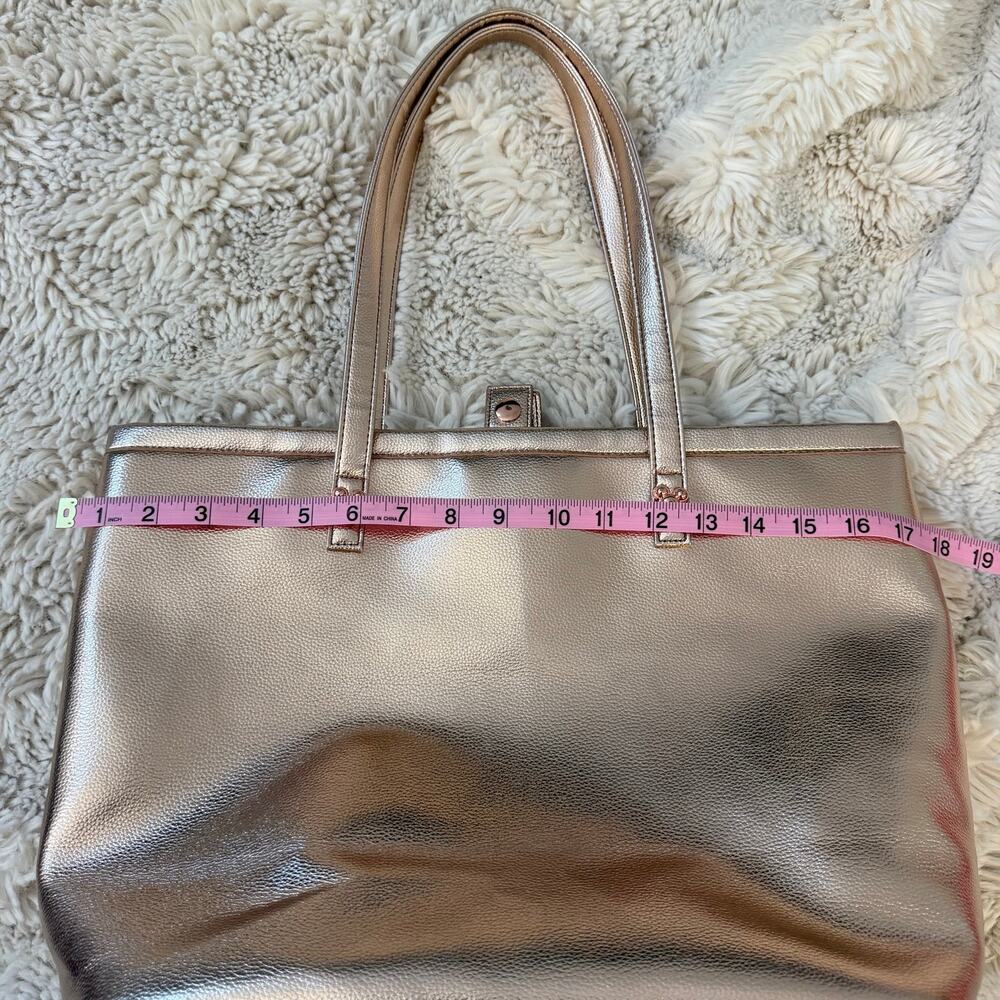 Disney Rose Gold Metallic Minnie Mouse Tote Bag One Size - Picture 8 of 9